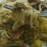 BeBe - 中華風カレー（野菜、肉入りあんかけカレー）のスパゲッティ９８０円