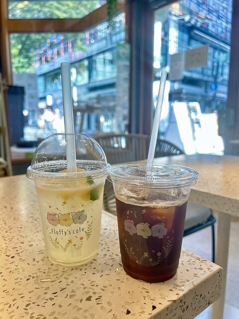 Fluffy's Cafe photo 3