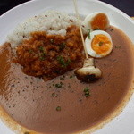 カフェゲバ - カレー（単品）520円