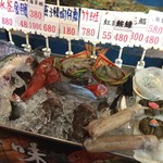 鮮定味生猛海鮮 - 選ぶ魚介類