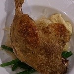 鴨モモ肉のコンフィ