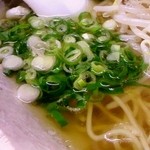 東来軒 - チャーシューメン大盛拡大