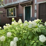 カフェ・ル・プティ・ニ・トロワ - 