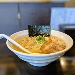 麺屋 甚支 - 料理写真:帆立塩らーめん