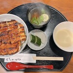 あなごめし専門 㐂のや - あなごめし並盛と山芋とろろ