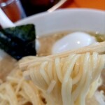 まりぼ - 喉越しの良いストレート麺