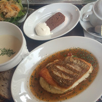 ビストロ グルマン - ワンプレートランチ 鯛のポワレ
                1300円