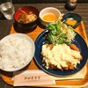 津田屋食堂