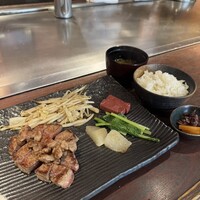 ニュー松坂 布施本店 - 