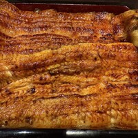 わたべ - 焼き目もムラがない炙りも穏やかな印象