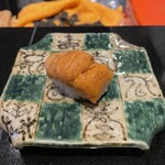 鮨よし - ウニ　アカかムラサキか？