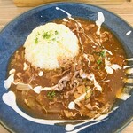 サチア ビーフストロガノフ - ビーフストロガノフ オリジナルとバターライス