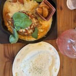 ウッディーキャロット アンド モモコハウス - 