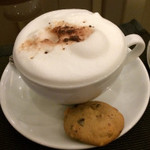 Le Marin Mediterranean Restaurant - カプチーノ