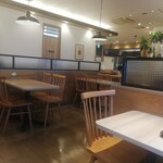 モスバーガー JR奈良店 - お店