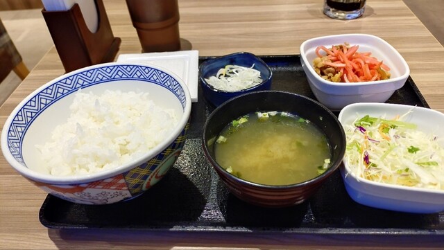 Yoshinoya Sanbyaku Hachigosen Yoshida Ten photo 3