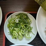 自家製麺 らぁ麺はち - ネギもたっぷり✨️