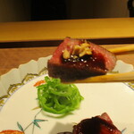 眞善美 - 熊本 くろはな牛：シャトーブリアンに匹敵する様な部位で非常に柔らかく旨みが感じられます。ううゥ～ン！ 美味しィ～！ 