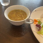 レストラン イケダ - ランチセットについたスープをもらいました。