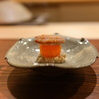 明寂 - 毛ガニと佐賀の小ミカン、実山椒、レモンすだちの絞り汁で酢漬け