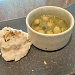 The Living Room with SKY BAR - 