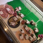 塊肉 石窯焼 肉's Kitchen きたうち - お肉も売ってるよ。