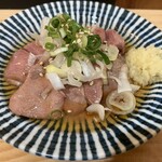 大衆立飲 もつ刺 すずき - いつも側にとろレバー