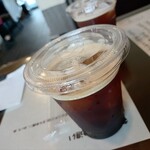 自家製粉 十割そばじろう - アイスコーヒー250円(税込)
      淹れ方も素晴らしいのでしょうが、お水への拘りが感じられる素敵な逸品です♪
      是非ご注文ください！