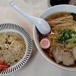 鈴竹食堂 - ラーメン+半チャーハン