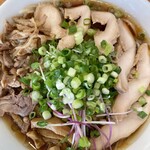 麺饗 松韻 - 【限定麺】冷たい肉そば(大)