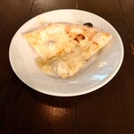 BACAR - ピッツァ　ゴルゴンゾーラと県産ハチミツ