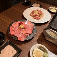 和牛焼肉 やくにく 路地裏 - 