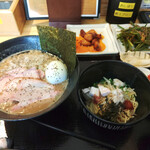 猫ニ叉タビ - 特製濃厚醤油ラーメン