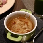 New American Grill “KANADE TERRACE” - オニオングラタンスープ
