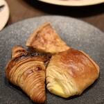 New American Grill “KANADE TERRACE” - クロワッサン、キッシュ、クリームデニッシュ