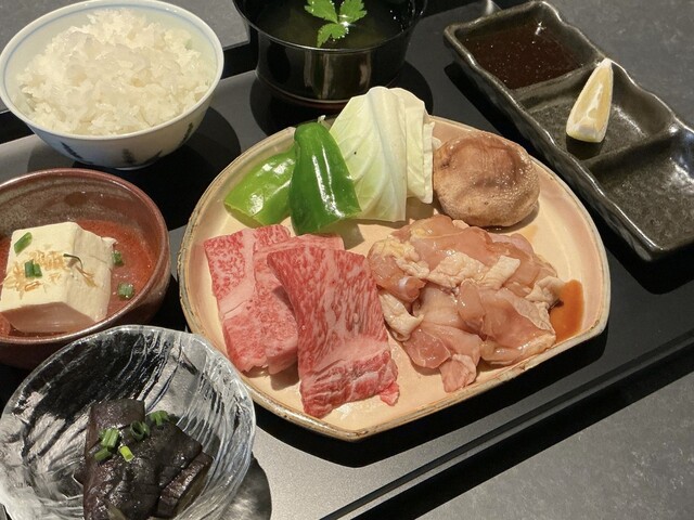 AMBER the Dining NYOZE - 由布院/肉料理 | 食べログ