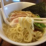 麺や しき - 支那そば（780円）＋麺大盛（100円）麺リフト