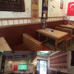 AngorA - テーブル席。しゃれた落書きがしてありいい感じです