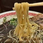 豚骨ラーメン 大竜 - 麺リフト