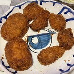 コロッケのいろは - 料理写真:アマルフィ手作りお皿　キュートなクジラ本日出逢う