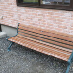 佐々木食堂 - ベンチあります