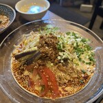 もくもく - 奥様がオーダーした冷やし担々麺。