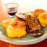 和韓ブランチ 熾き火 - ヘルシー籠十品膳/白身魚と夏野菜の玉子チジミ（変更オプション）