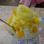 辛發亭 - マンゴーと練乳のかき氷