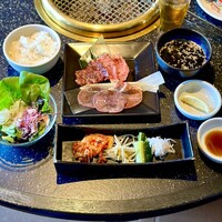 焼肉 べこ亭 たまプラーザ本店 - 響御膳