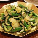 ガネーシュ - オクラとゴーヤとキウイのサンボーラー