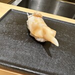 鮨 いわ貴 - 白トリガイ