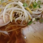 豚太郎 - しょうゆラーメン大盛り