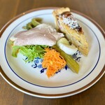 Fortune comes in at the merry gate - 日替りの手作りキッシュ