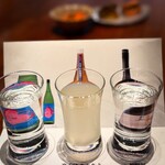 和韓ブランチ 熾き火 - ３種の日本酒飲み比べセット。他にも燗酒で有名な「ニシザワ酒店」さまから今日の日本酒を仕入れております